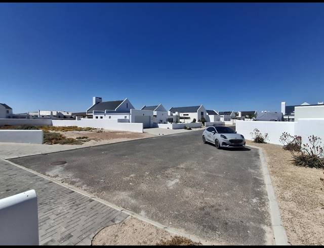LAND FOR SALE IN BRITANNIA BAY
